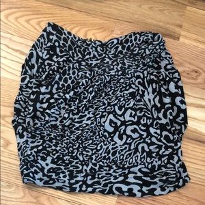 Silence and noise skirt
